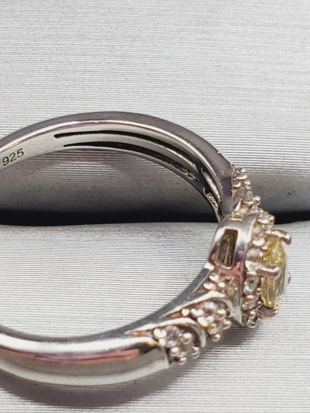 Golden Apatite & White Zircon 925 Sterling Silver Halo Ring